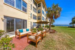 Picture of 3810 Gulf Of Mexico Drive Unit F105, Longboat Key, FL 34228
