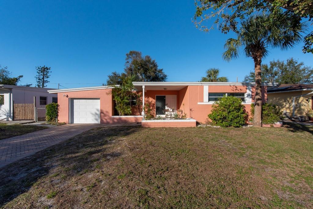 Picture of 5611 8Th Avenue N, St Petersburg, FL 33710