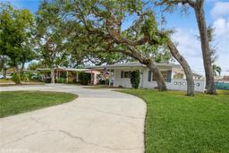 Picture of 51 Lexington Drive, Dunedin, FL 34698