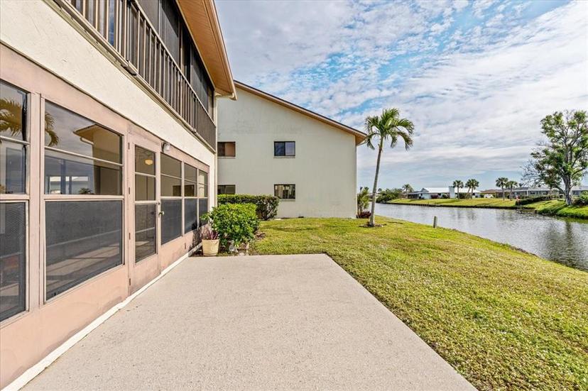 Picture of 1767 Lake Place Unit 1767A, Venice FL 34293