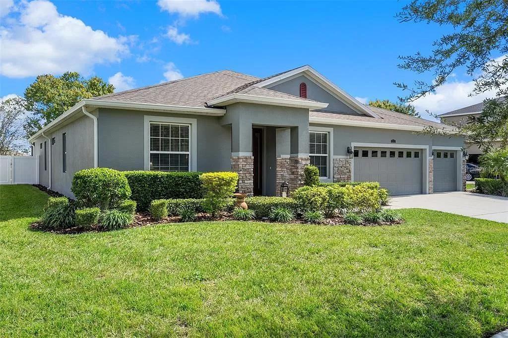 Picture of 252 Magneta Loop, Auburndale, FL 33823