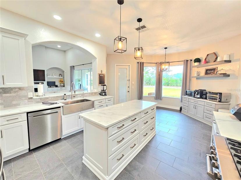 Picture of 11199 Warm Wind Way, Weeki Wachee FL 34613
