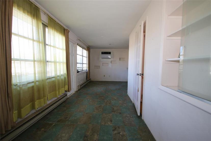 Picture of 801 Woodruff Avenue, Clearwater FL 33756