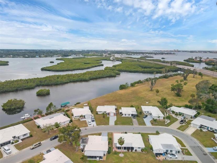 Picture of 3608 Joyce Drive, Bradenton FL 34208