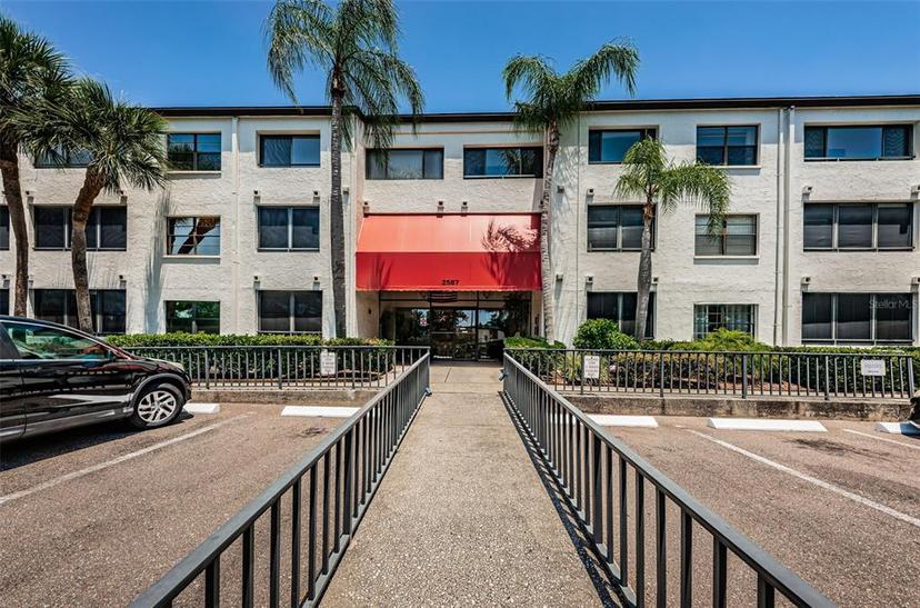 Picture of 2587 Countryside Boulevard Unit 6303, Clearwater FL 33761