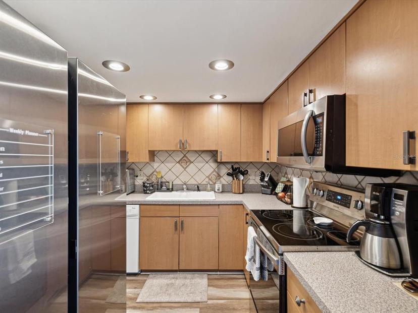 Picture of 1655 58Th Terrace S Unit 7, St Petersburg FL 33712
