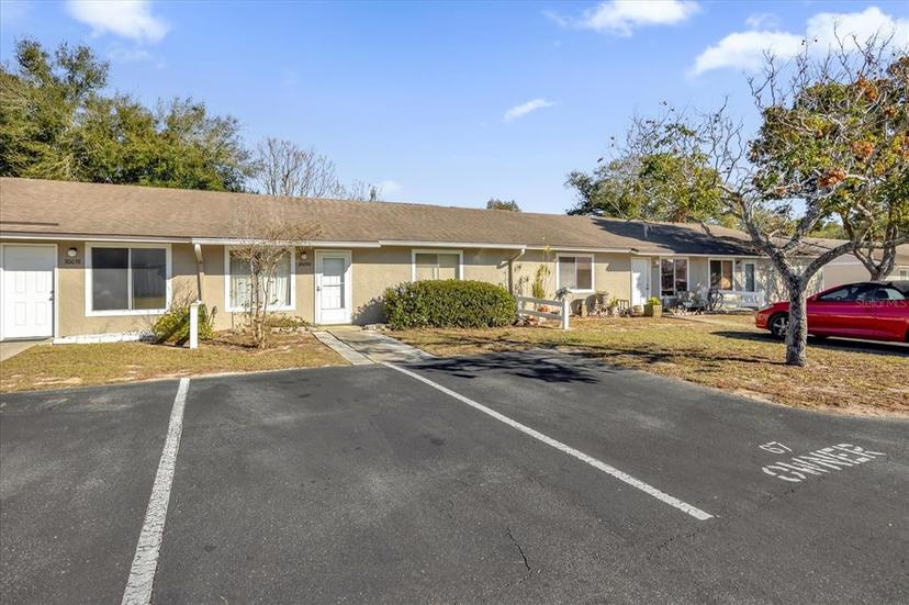 Picture of 30036 Tavares Ridge Boulevard Unit 30036, Tavares FL 32778