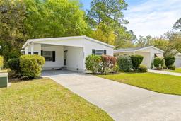 Picture of 32334 Oak Park Drive, Leesburg, FL 34748