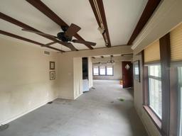 Picture of 175 Island Circle, Sarasota, FL 34242