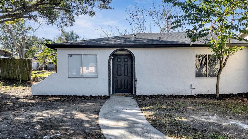 Picture of 7429 Villas Oak Court, Orlando FL 32835