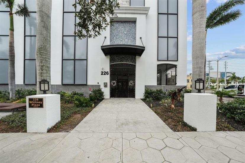 Picture of 226 5Th Avenue N Unit 1106, St Petersburg FL 33701