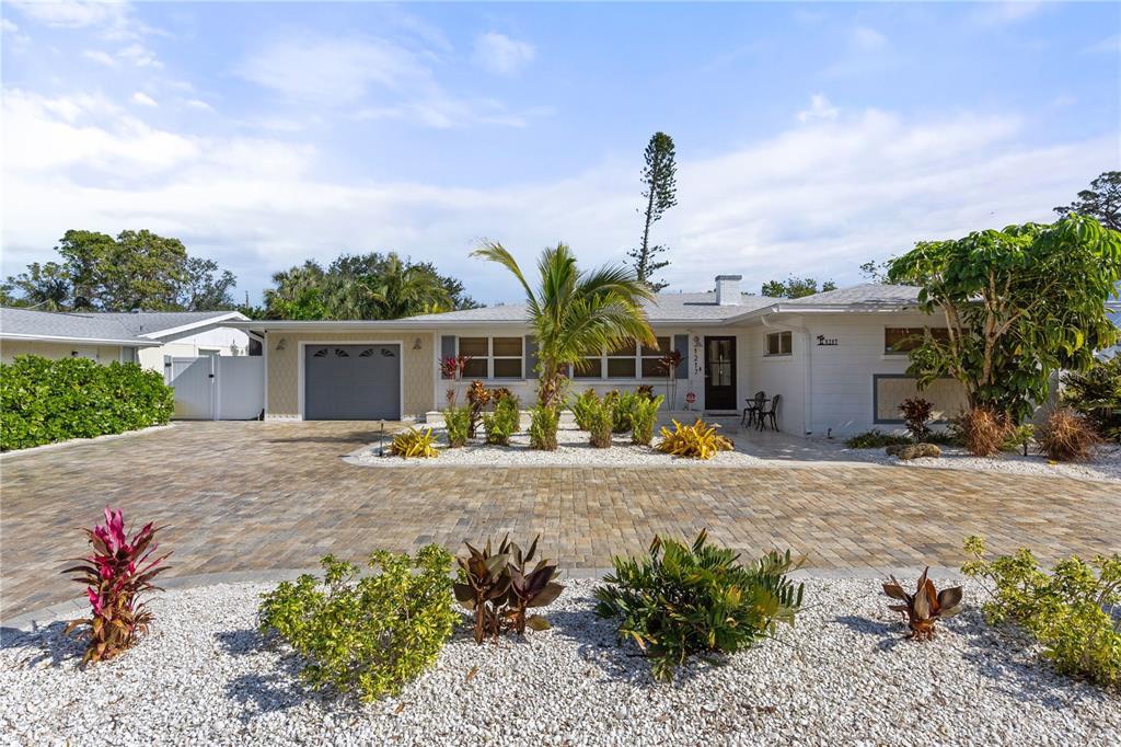 Picture of 1217 De Narvaez Avenue, Bradenton, FL 34209