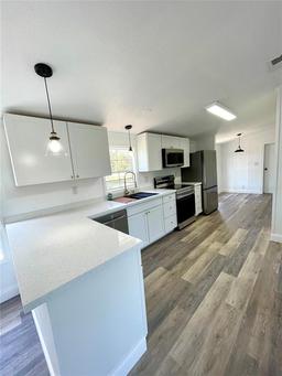 Picture of 9619 Moore Road, Lakeland, FL 33809