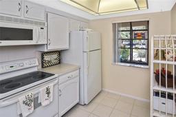 Picture of 365 Three Lakes Lane Unit G, Venice, FL 34285