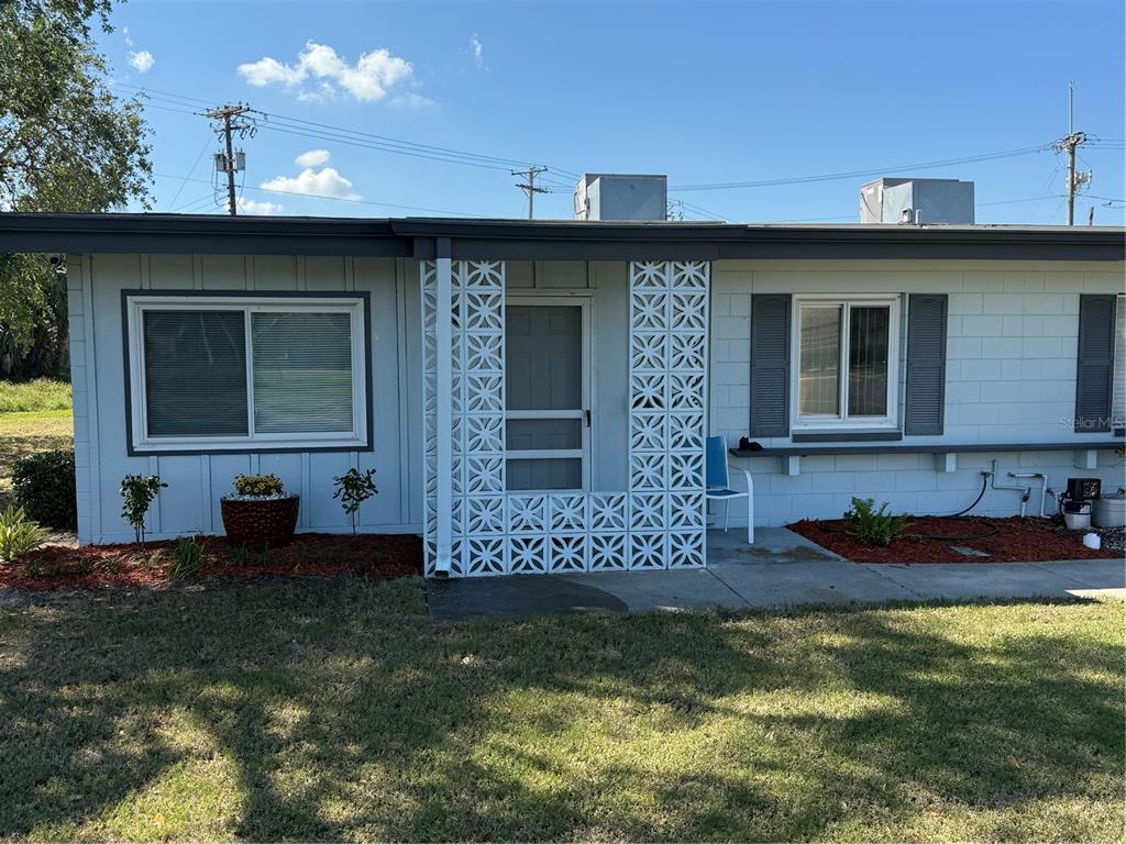 Picture of 1002 N Pebble Beach Boulevard Unit 1002, Sun City Center, FL 33573