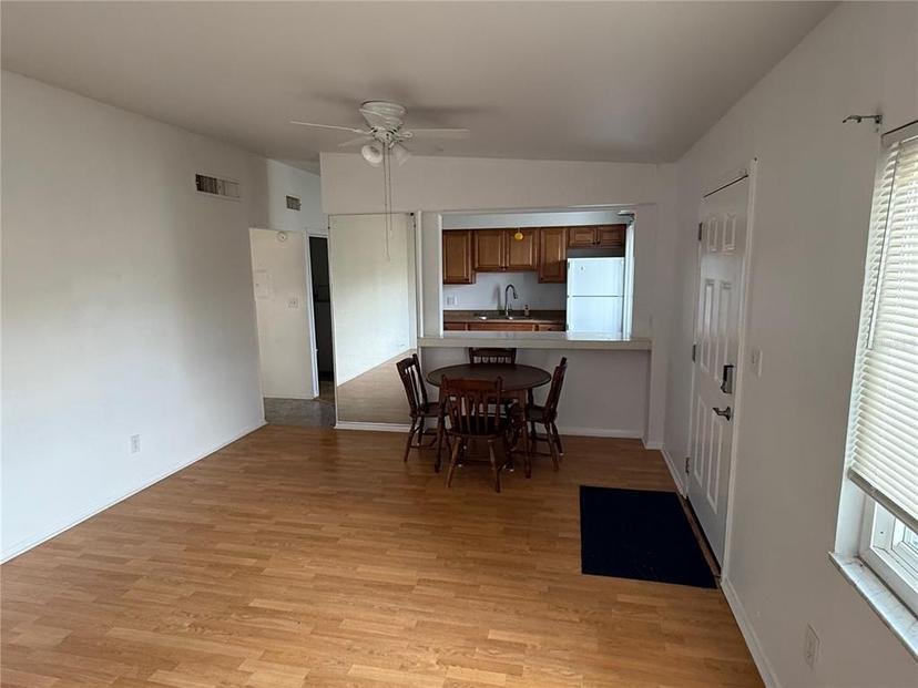 Picture of 1002 N Pebble Beach Boulevard Unit 1002, Sun City Center FL 33573