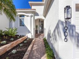 Picture of 1906 Harbour Links Circle Unit 14, Longboat Key, FL 34228