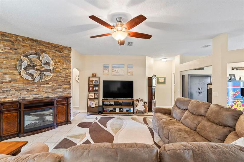 Picture of 28 Eagle Crest Path, Palm Coast FL 32164
