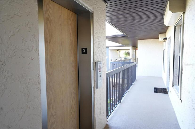 Picture of 1999 Kings Highway Unit 23C, Punta Gorda FL 33980
