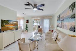 Picture of 6238 7Th Avenue W Unit 6238, Bradenton, FL 34209
