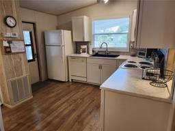 Picture of 119 S Fiji Circle, Englewood, FL 34223