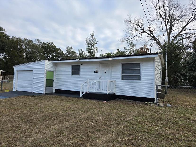 Picture of 4293 County Road 136, Wildwood FL 34785