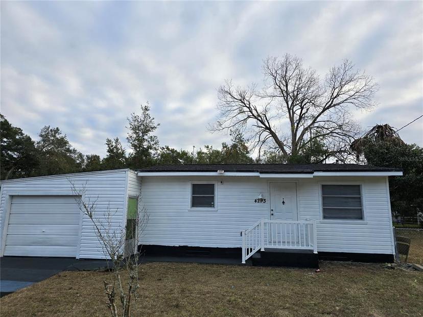 Picture of 4293 County Road 136, Wildwood FL 34785
