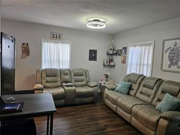 Picture of 205 Maple Street W, Davenport, FL 33837