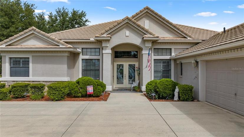 Picture of 1437 W Double Eagle Court Unit 19, Hernando FL 34442
