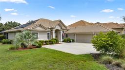 Picture of 1437 W Double Eagle Court Unit 19, Hernando, FL 34442