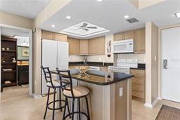 Picture of 4900 Brittany Drive S Unit 1512, St Petersburg, FL 33715