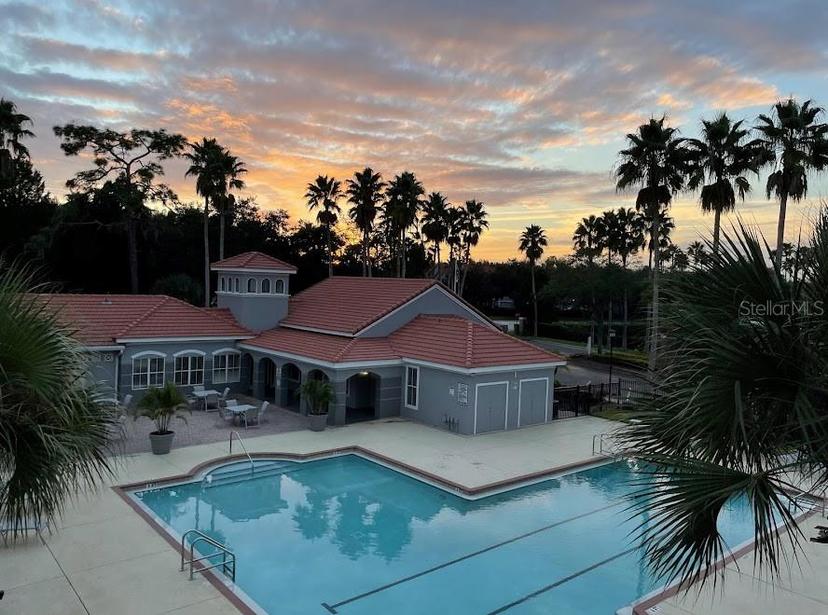 Picture of 18001 Richmond Place Drive Unit 125, Tampa FL 33647