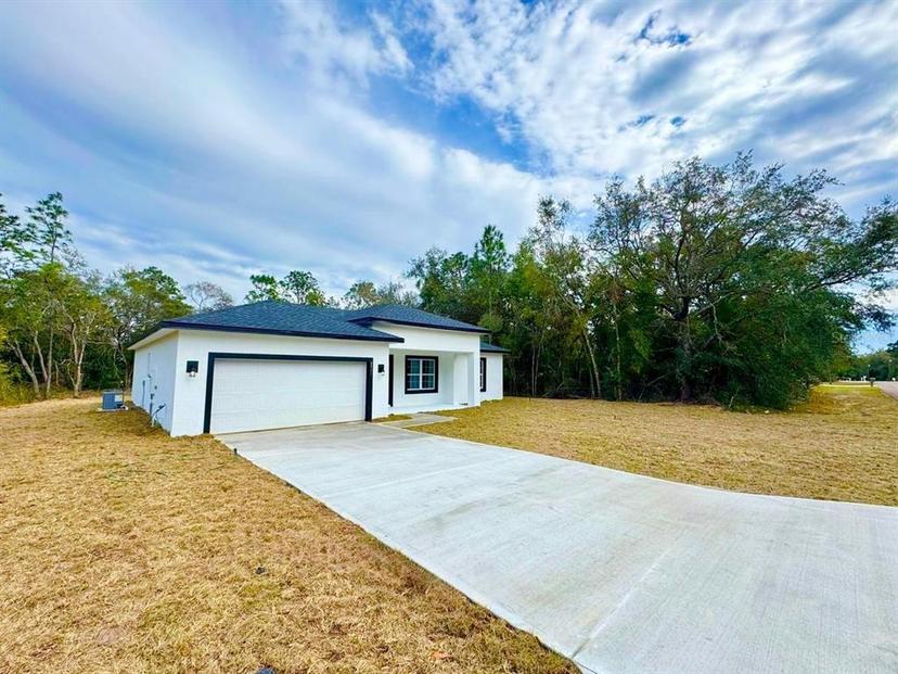 Picture of 8921 N Tempest Drive, Citrus Springs FL 34433