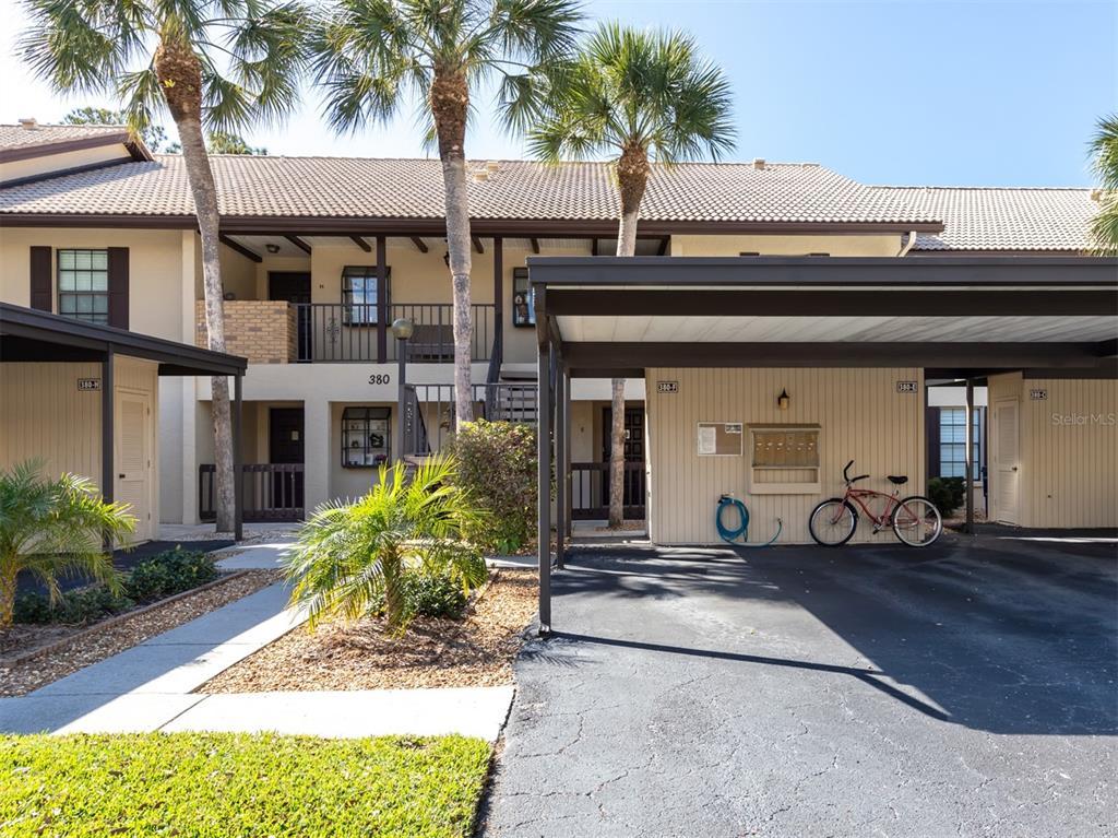 Picture of 380 Three Lakes Lane Unit F, Venice, FL 34285