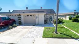 Picture of 494 Boca Ciega Point Boulevard N, St Petersburg, FL 33708
