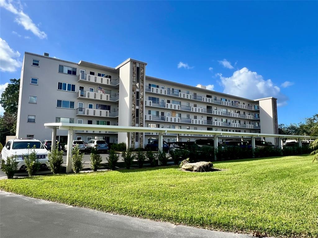 Picture of 4210 Ironwood Circle Unit 308J, Bradenton, FL 34209