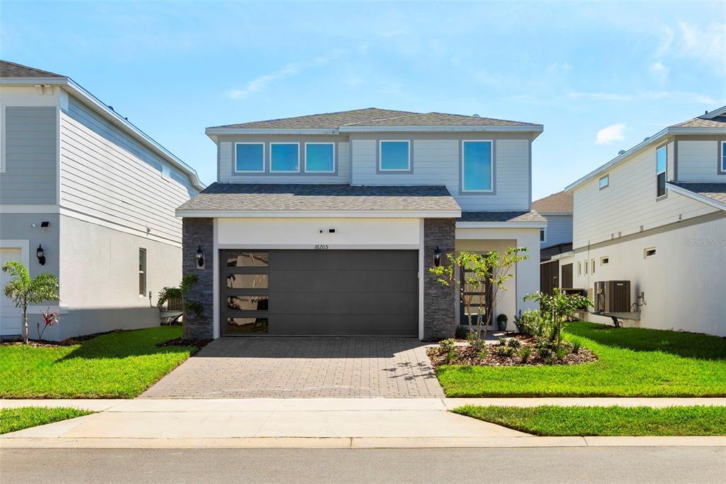 Picture of 16205 Saint Kitts Circle, Clermont, FL 34714