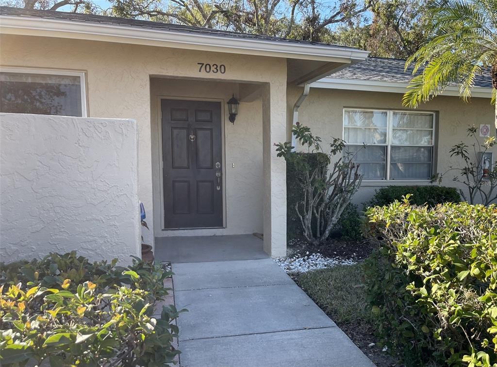 Picture of 7030 W Country Club Drive N Unit 128, Sarasota, FL 34243