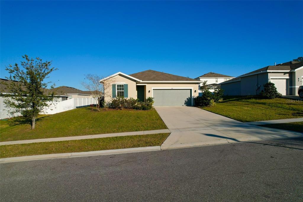 Picture of 2587 Summer Star Way, Leesburg, FL 34748
