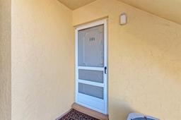 Picture of 129 Tyler Drive Unit 101, Sarasota, FL 34236