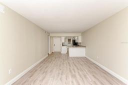 Picture of 129 Tyler Drive Unit 101, Sarasota, FL 34236