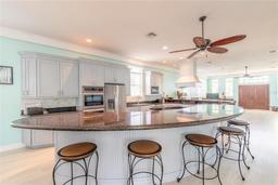 Picture of 708 Ocean Avenue, New Smyrna Beach, FL 32169