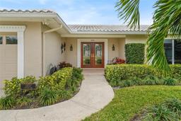Picture of 3939 Venetian Way, Tampa, FL 33634
