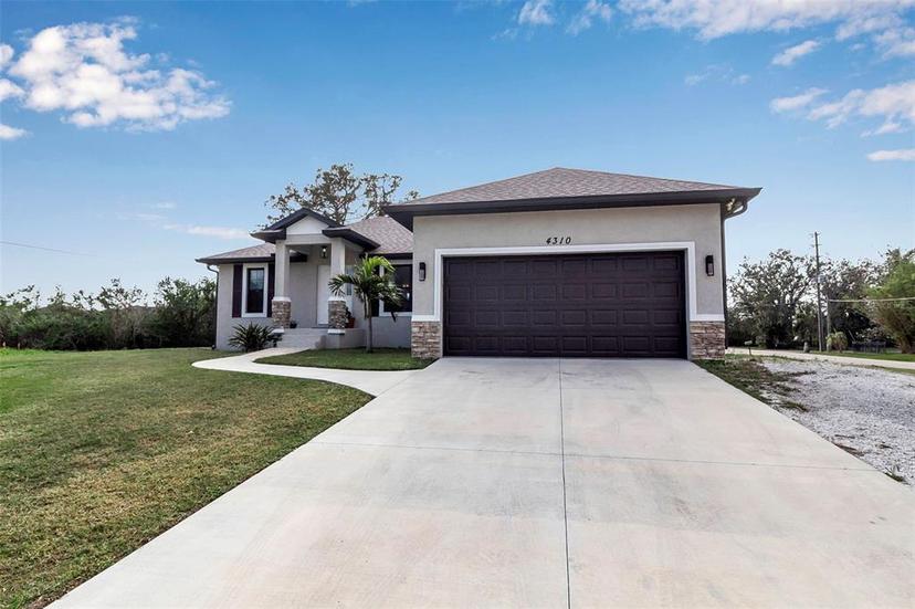 Picture of 4310 Zenith Road, Venice FL 34293
