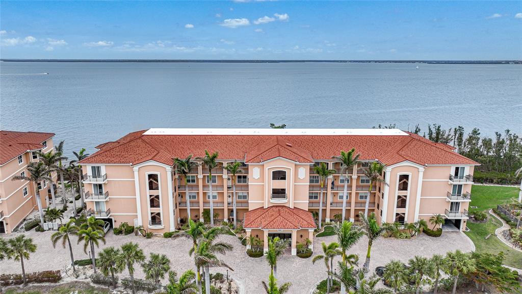 Picture of 95 N Marion Court Unit 233, Punta Gorda, FL 33950
