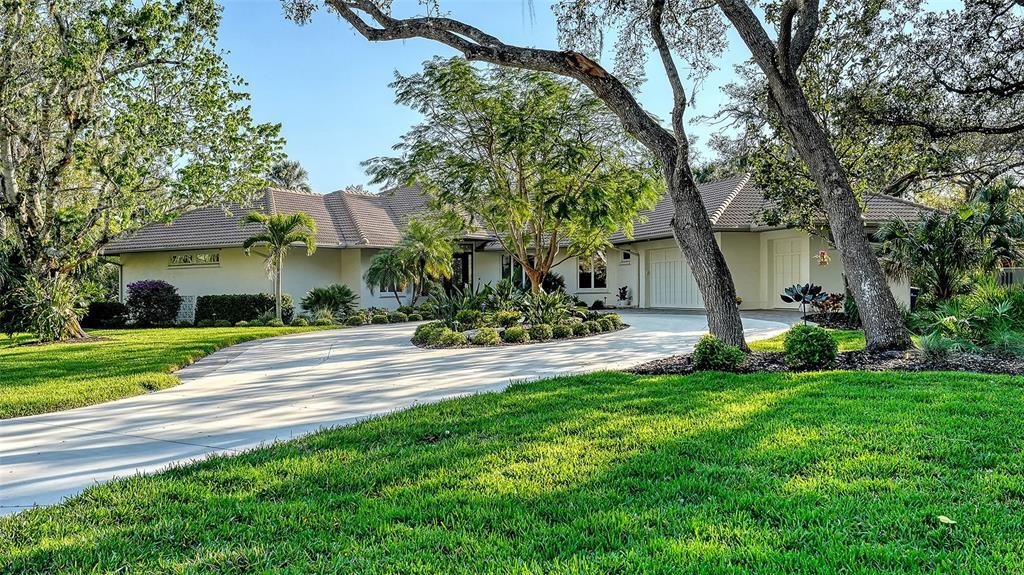 Picture of 3178 Dick Wilson Drive, Sarasota, FL 34240