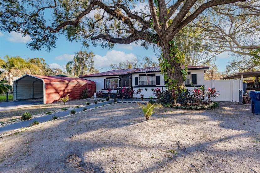 Picture of 2005 E Crenshaw Street, Tampa FL 33610