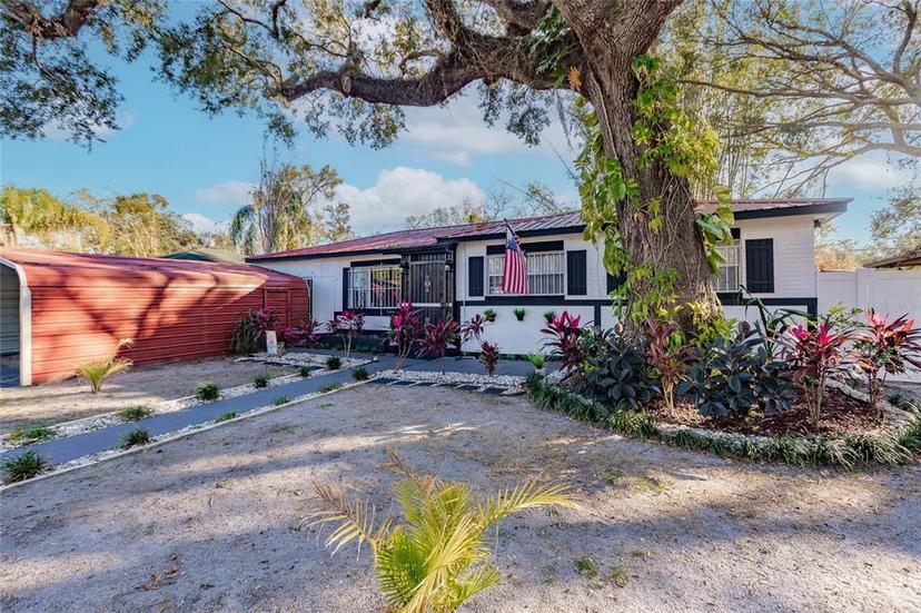 Picture of 2005 E Crenshaw Street, Tampa FL 33610