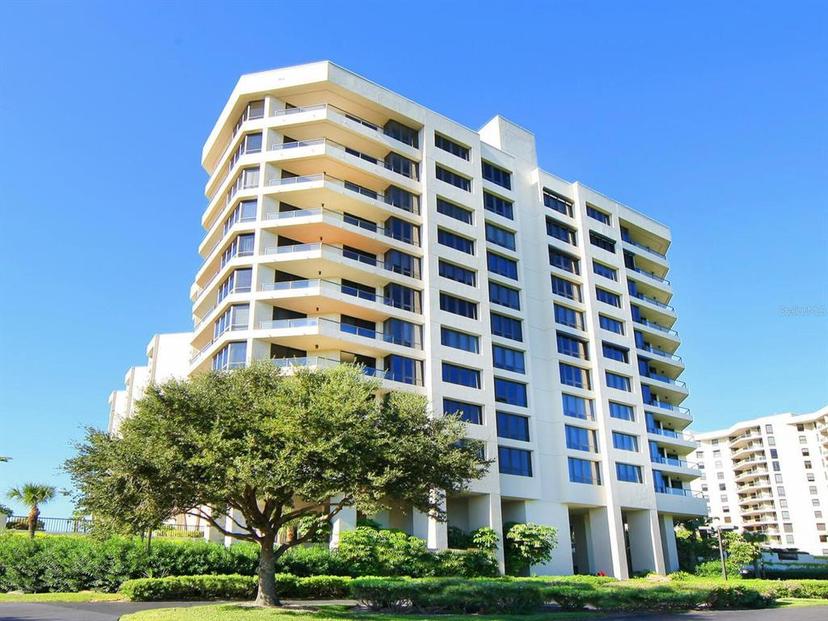 Picture of 1211 Gulf Of Mexico Drive Unit 301, Longboat Key FL 34228