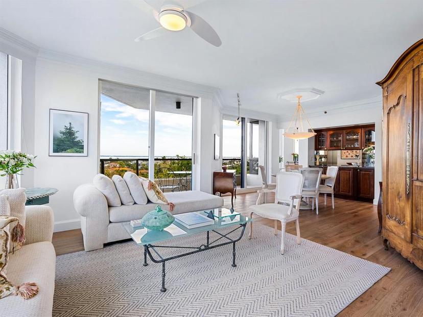 Picture of 1211 Gulf Of Mexico Drive Unit 301, Longboat Key FL 34228